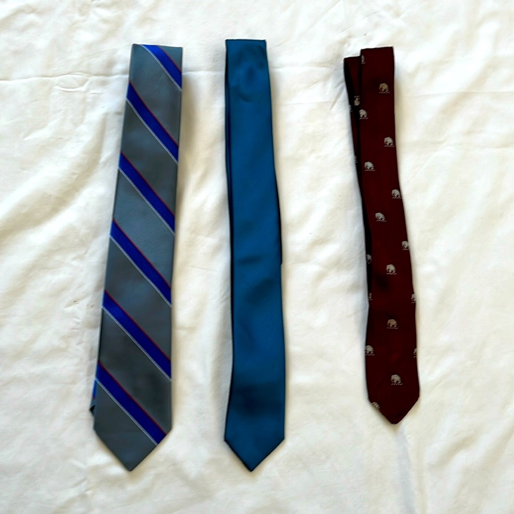 3 silk ties for men’s like new in very good condition